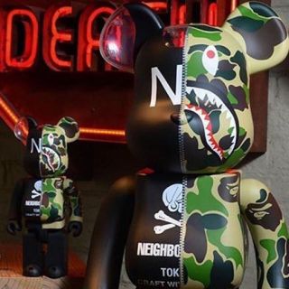 アベイシングエイプ(A BATHING APE)のBAPE® NBHD ABC SHARK BE@RBRICK 1000%(キャラクターグッズ)