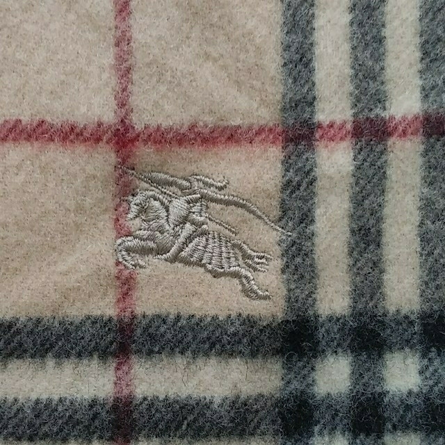 BURBERRY(バーバリー)のバーバリーマフラー　丈長め　ホースマーク刺繍 レディースのファッション小物(マフラー/ショール)の商品写真