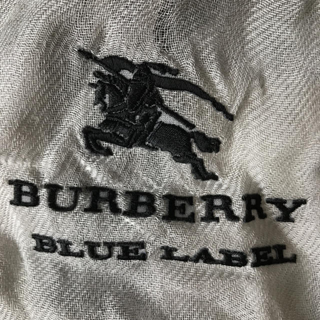 BURBERRY BLUE LABEL(バーバリーブルーレーベル)のバーバリーブルーレーベル ストール レディースのファッション小物(ストール/パシュミナ)の商品写真