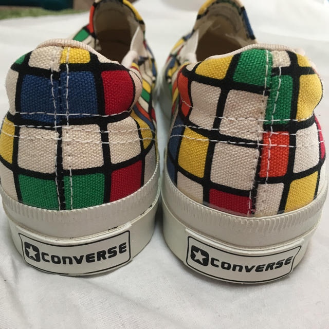 CONVERSE(コンバース)の新品未使用★コンバース★ルービックキューブ★スリッポン メンズの靴/シューズ(スリッポン/モカシン)の商品写真