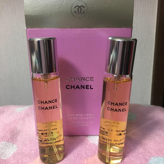 CHANEL(シャネル)の【ayaさん専用】チャンス ツイストスプレー×4 コスメ/美容の香水(香水(女性用))の商品写真