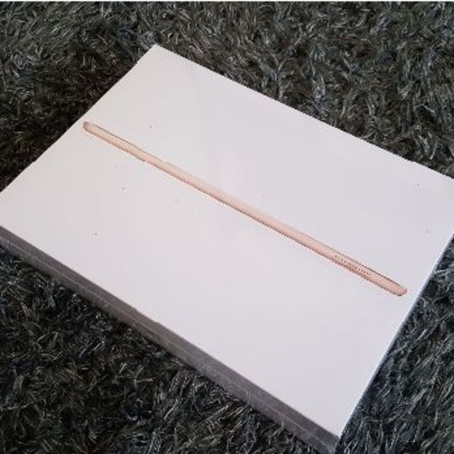 【早いものがち／新品】 iPad（9.7インチ）32G Wi-Fi【ゴールド】