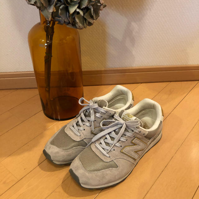 UNITED ARROWS(ユナイテッドアローズ)のニューバランス996 グレー 23.5㎝ レディースの靴/シューズ(スニーカー)の商品写真