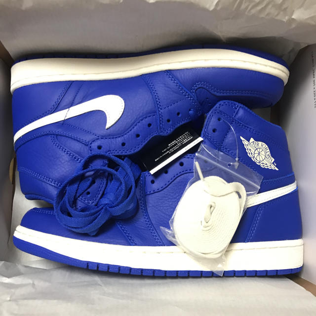 NIKE(ナイキ)のAIR JORDAN 1 RETRO HIGH OG HYPER ROYAL メンズの靴/シューズ(スニーカー)の商品写真