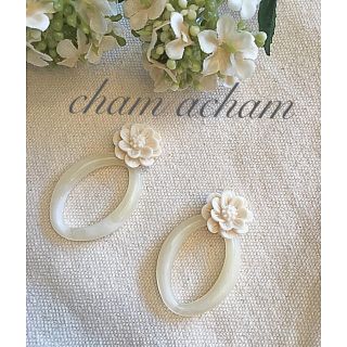 フラワー(flower)のhandmade♡ White(ピアス)