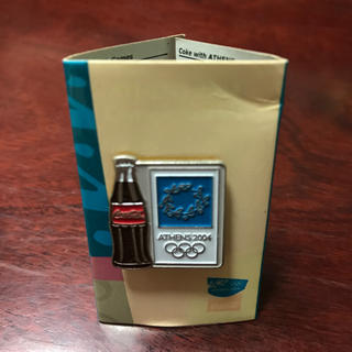 ☆ 非売品 レア ピンバッチ 2004アテネオリンピック コカコーラ 景品 (バッジ/ピンバッジ)