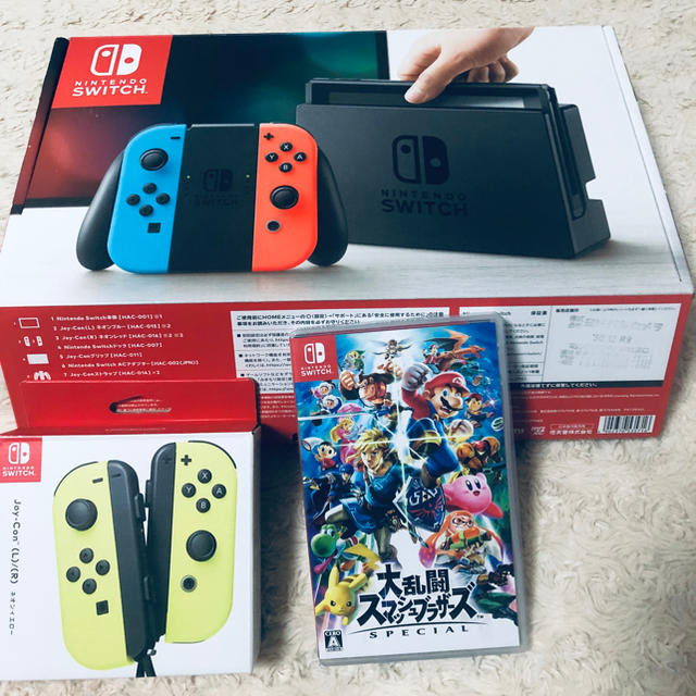 Nintendo Switch 任天堂 スイッチ 本体と付属品