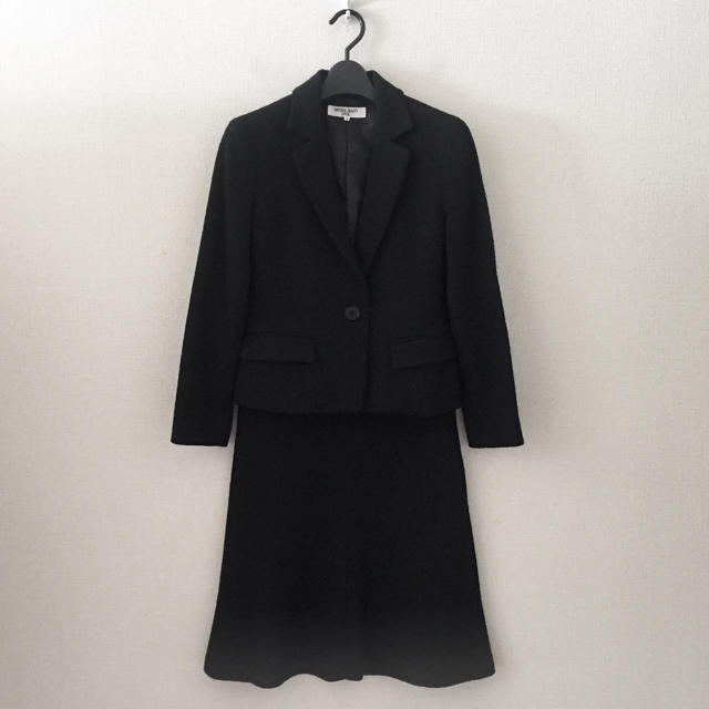 NATURAL BEAUTY BASIC(ナチュラルビューティーベーシック)のNBB♡黒色スーツ レディースのフォーマル/ドレス(スーツ)の商品写真