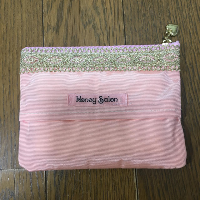 honey salon by foppish(ハニーサロンバイフォピッシュ)のhoneysalon ティッシュケース 美品 レディースのファッション小物(ポーチ)の商品写真