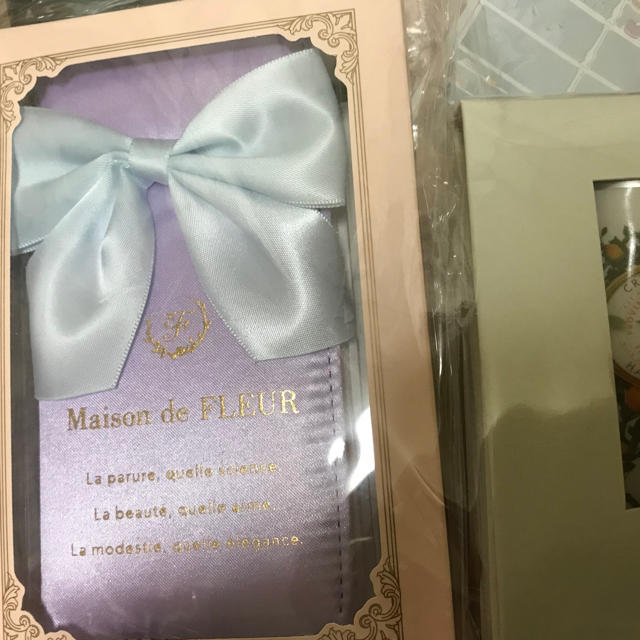 Maison de FLEUR(メゾンドフルール)のメゾンドフルール 福袋 レディースのファッション小物(ポーチ)の商品写真
