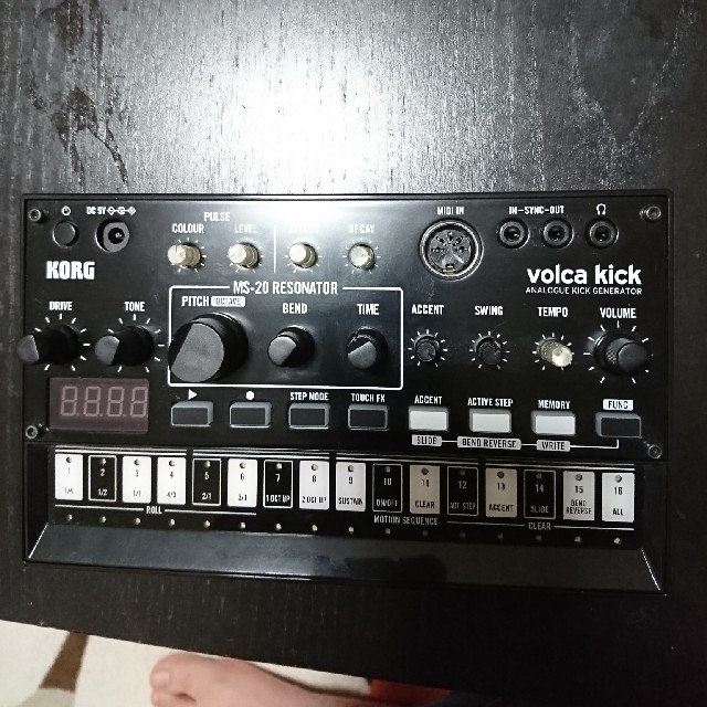 KORG(コルグ)のKORG     volca kick  保証期間中  アダプター付き 楽器の楽器 その他(その他)の商品写真