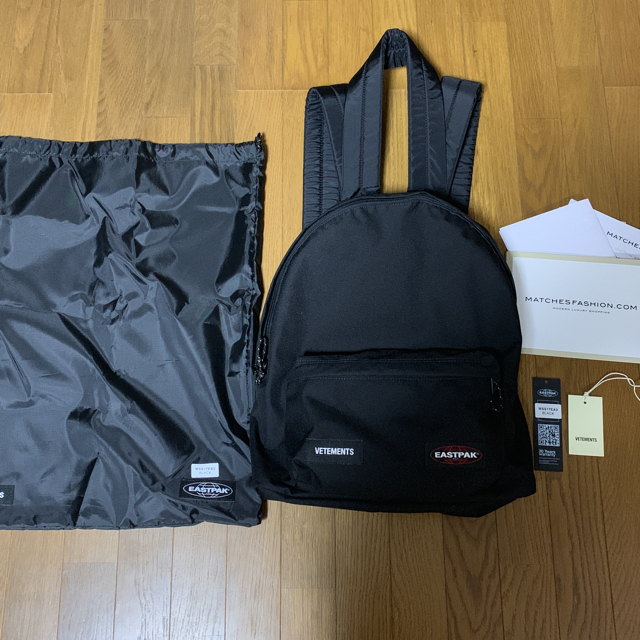 EASTPAK - VETEMENTS EASTPAK OVERSIZED BACKPACKの通販 by SR0810's ...