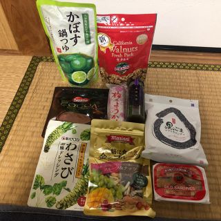 カルディ(KALDI)のカルディ食品福袋、もへじ福袋の中身(菓子/デザート)