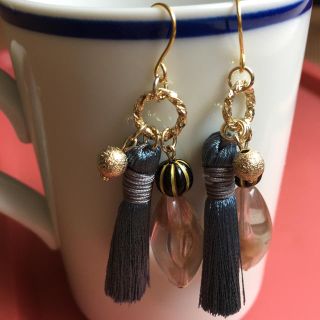 アクリル ヴィンテージ タッセル フックピアス(ピアス)