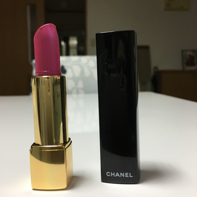 CHANEL(シャネル)のCHANEL シャネル ルージュアリュール94 コスメ/美容のベースメイク/化粧品(口紅)の商品写真