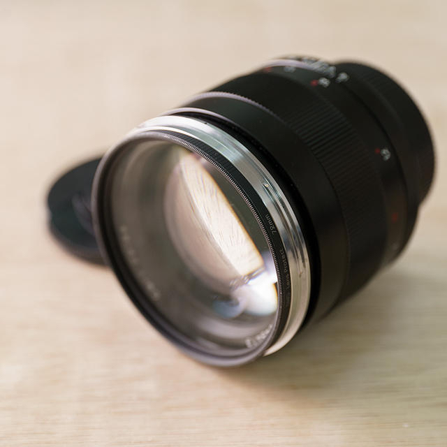 【美品】Carl Zeiss Planar T* 85mm F1.4 ZE スマホ/家電/カメラのカメラ(レンズ(単焦点))の商品写真