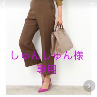 ロペ(ROPE’)のROPE フレアパンツ(美品) 38号・Mサイズ(クロップドパンツ)