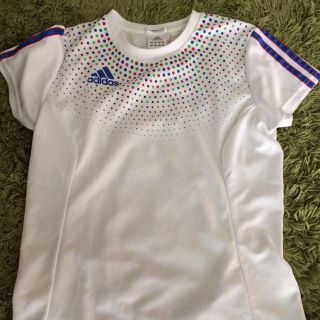 アディダス(adidas)のティーシャツ(Tシャツ(半袖/袖なし))