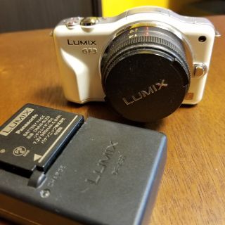 パナソニック(Panasonic)のLUMIX Gf3(デジタル一眼)