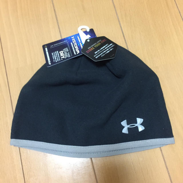 UNDER ARMOUR(アンダーアーマー)のアンダーアーマー ビーニー ニット帽 レディース レディースの帽子(ニット帽/ビーニー)の商品写真