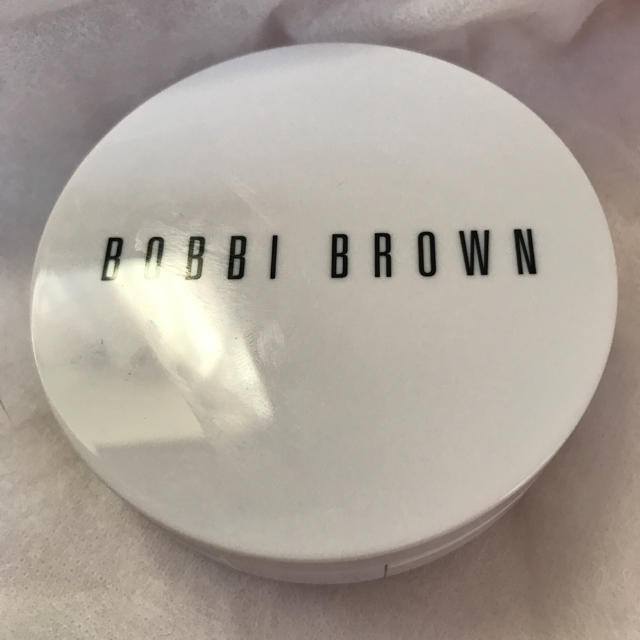 BOBBI BROWN(ボビイブラウン)のボビイブラウン スキン ラディアント グロウ クッション コンパクト  コスメ/美容のベースメイク/化粧品(化粧下地)の商品写真