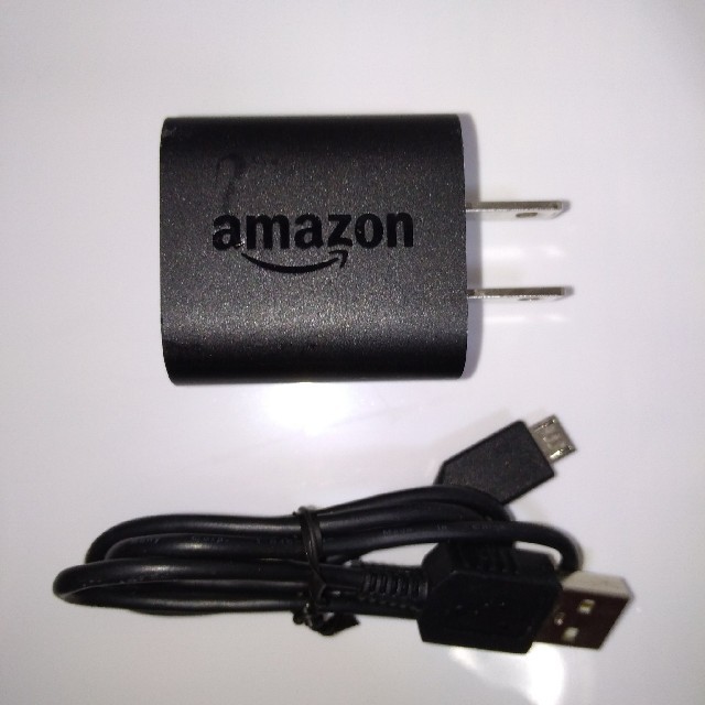 Amazon純正 USB A→USB micro、電源アダプター  スマホ/家電/カメラのスマートフォン/携帯電話(バッテリー/充電器)の商品写真