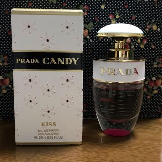 プラダ(PRADA)のPRADA☆CANDY☆KISS(香水(女性用))