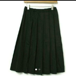 BLACK COMME des GARCONS(ひざ丈スカート)のフリマアイテム一覧 BLACK COMME des GARCONS(ひざ丈スカート)のフリマアイテム一覧