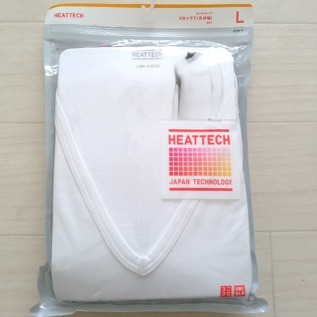 UNIQLO(ユニクロ)のJet様専用【新品】ユニクロ ヒートテック VネックT（九分袖）L 長袖 メンズ メンズのアンダーウェア(その他)の商品写真