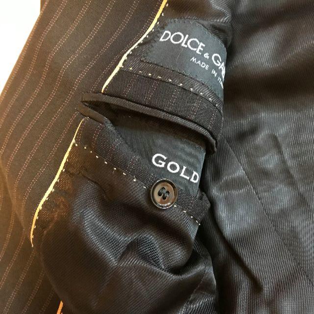 DOLCE&GABBANA(ドルチェアンドガッバーナ)のDOLCE&GABBANA 黒タグ ブラックストライプスーツ最高峰「GOLD」 メンズのスーツ(セットアップ)の商品写真