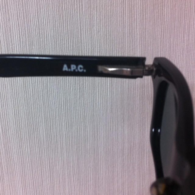 A.P.C(アーペーセー)のA.P.C. サングラス レディースのファッション小物(サングラス/メガネ)の商品写真