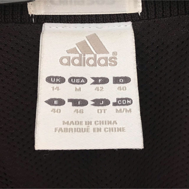 adidas(アディダス)のアディダス  ウィンドブレーカー ジャージ レディースのジャケット/アウター(ナイロンジャケット)の商品写真