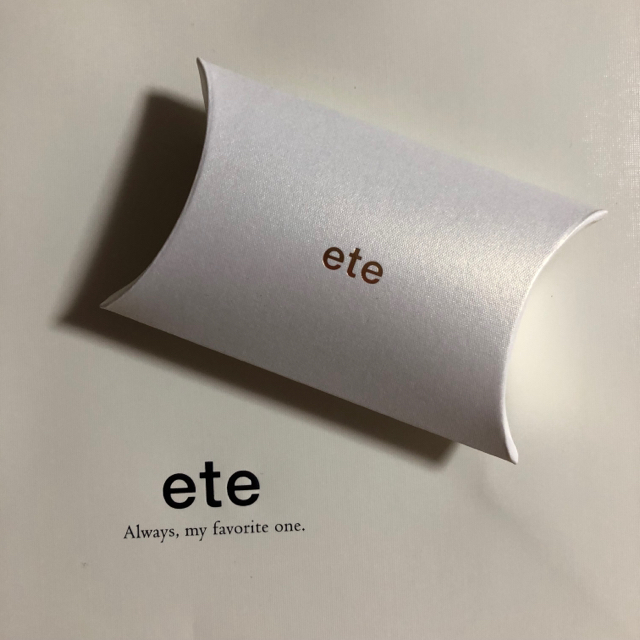 ete(エテ)のete イヤークリップ ナノストーン レディースのアクセサリー(イヤリング)の商品写真