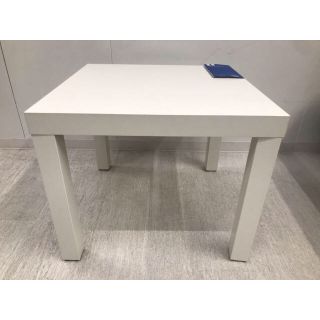 イケア(IKEA)のLACK ラック サイドテーブル, ホワイト, 55x55 cm(コーヒーテーブル/サイドテーブル)