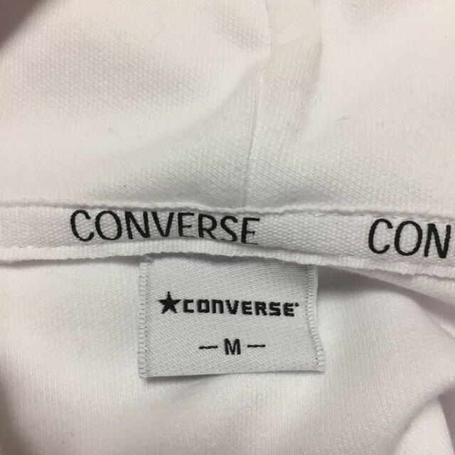 CONVERSE(コンバース)のコンバース オーバーサイズ パーカー M ホワイト レディースのトップス(パーカー)の商品写真