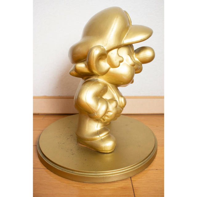 【非売品】任天堂 ゴールドマリオ