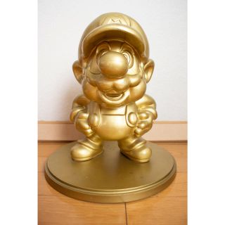 非売品】任天堂 ゴールドマリオの通販 by 5810MINI's shop｜ラクマ