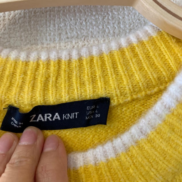 ZARA(ザラ)のZARA イエローニット レディースのトップス(ニット/セーター)の商品写真