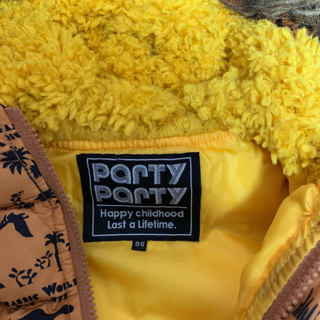 PARTYPARTY(パーティーパーティー)の極美品  party party  ダウンジャンパー キッズ/ベビー/マタニティのキッズ服男の子用(90cm~)(ジャケット/上着)の商品写真