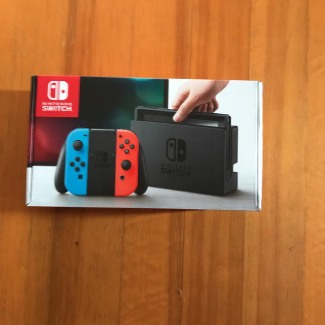 新品switch ネオンカラー