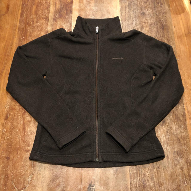 patagonia(パタゴニア)のpatagonia  パタゴニア シンチラ フリース ブラウン 茶 フルジップ レディースのジャケット/アウター(ブルゾン)の商品写真