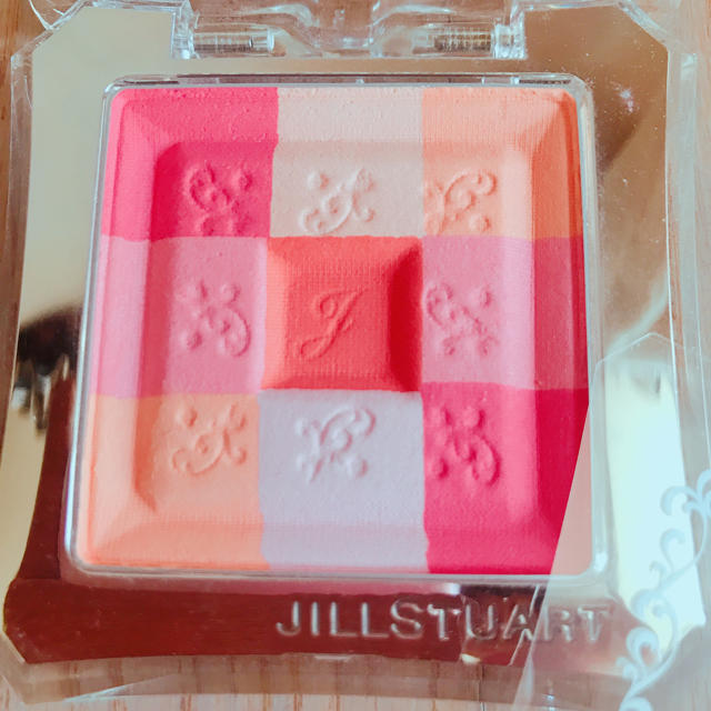 JILLSTUART(ジルスチュアート)のジルスチュアート チーク コスメ/美容のベースメイク/化粧品(チーク)の商品写真