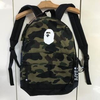 A BATHING APE 迷彩リュック