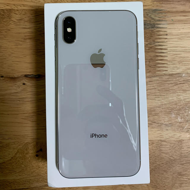 iPhoneX シルバー 256GB SIMフリー(日本国内仕様)スマートフォン本体