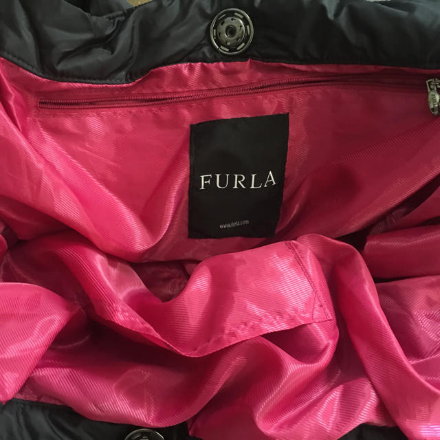 Furla ナイロンふわふわバック 3