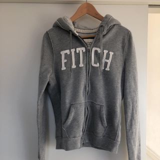 アバクロンビーアンドフィッチ(Abercrombie&Fitch)のAbercrombie & Fitch アバクログレーパーカーXL(パーカー)