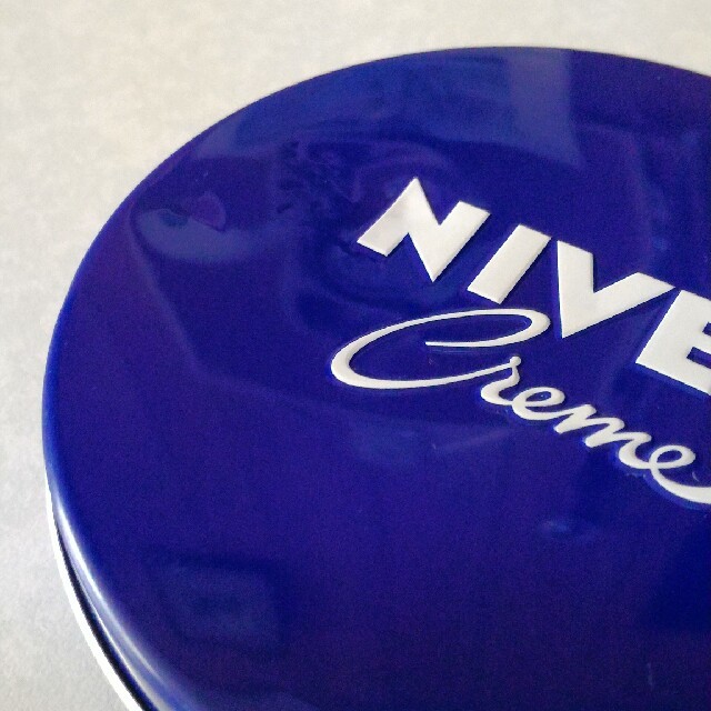 ニベア(ニベア)のNIVEA ニベア 青缶 コスメ/美容のボディケア(ハンドクリーム)の商品写真