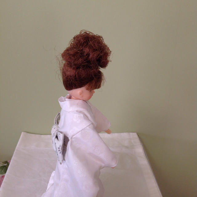 Takara Tomy(タカラトミー)のリカちゃん人形 花嫁衣装 [非売品] ハンドメイドのぬいぐるみ/人形(人形)の商品写真