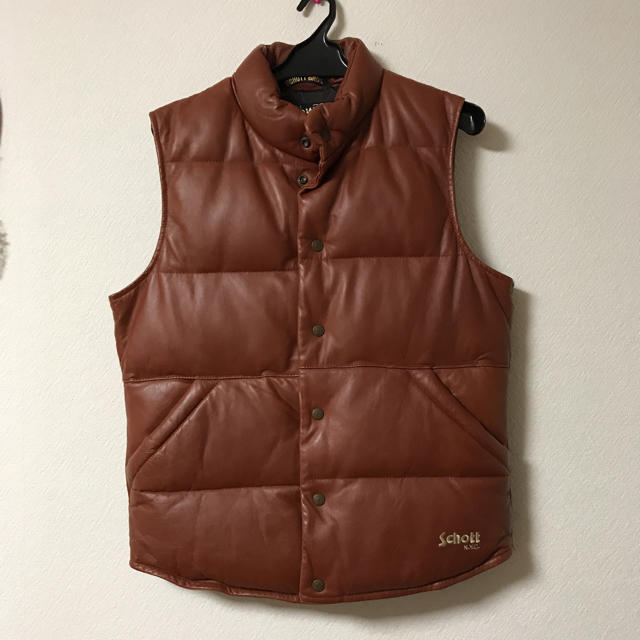 schott(ショット)のショット Schott ラムレザー ダウン ベスト ブラウン 美品 再値下げ メンズのジャケット/アウター(ダウンベスト)の商品写真