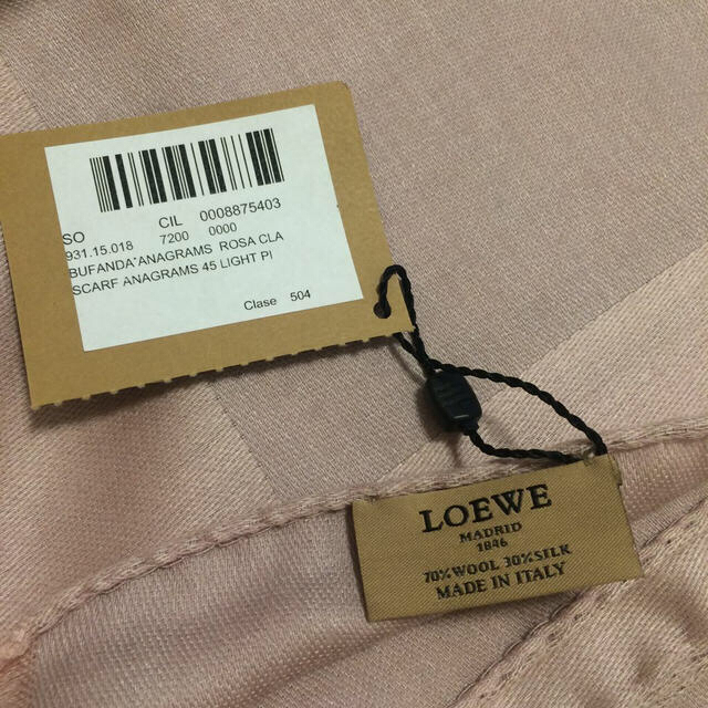 LOEWE(ロエベ)のLOEWEストール♥︎ レディースのファッション小物(ストール/パシュミナ)の商品写真